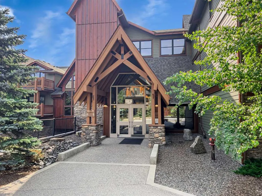 106 Stewart Creek Landing #218