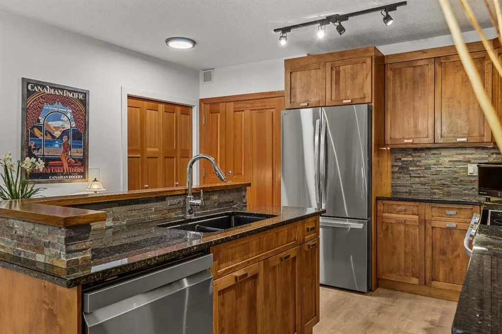 106 Stewart Creek Landing #218