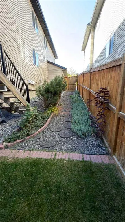 123 Hawkmere View
