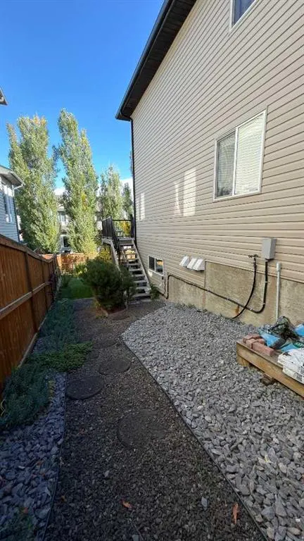123 Hawkmere View