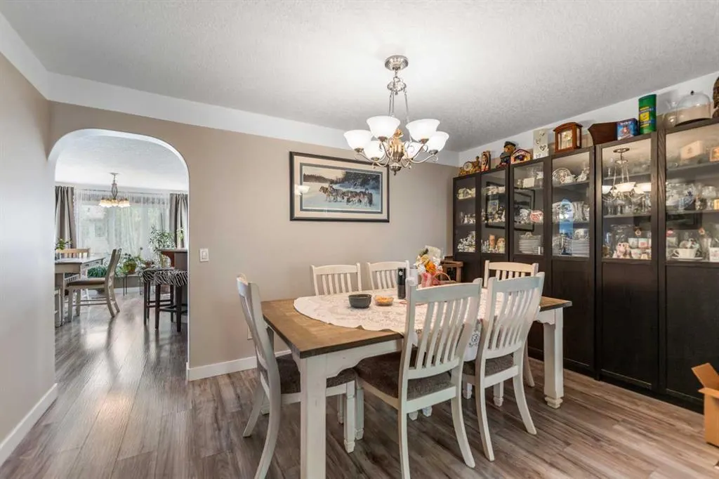 123 Hawkmere View