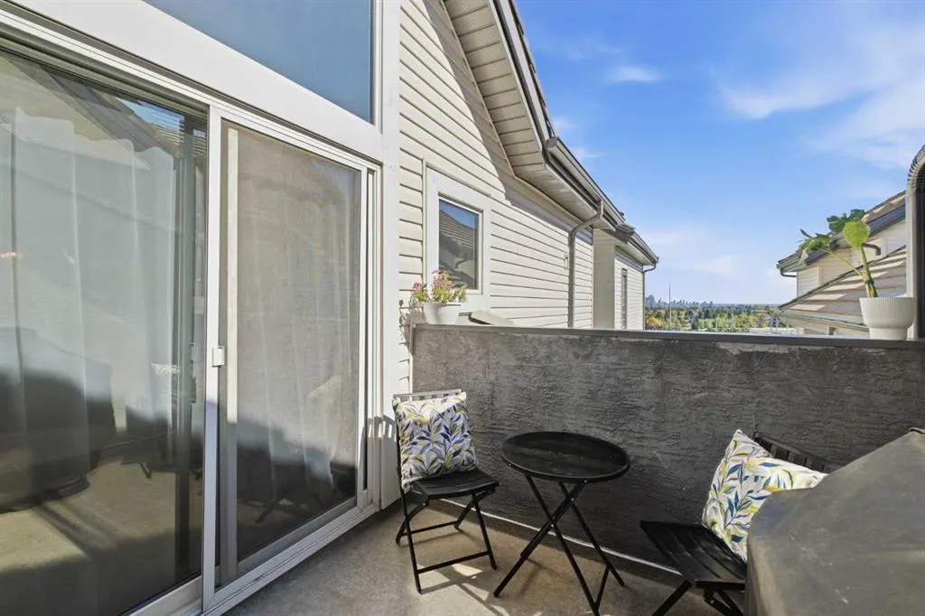 5616 14 Avenue SW #9