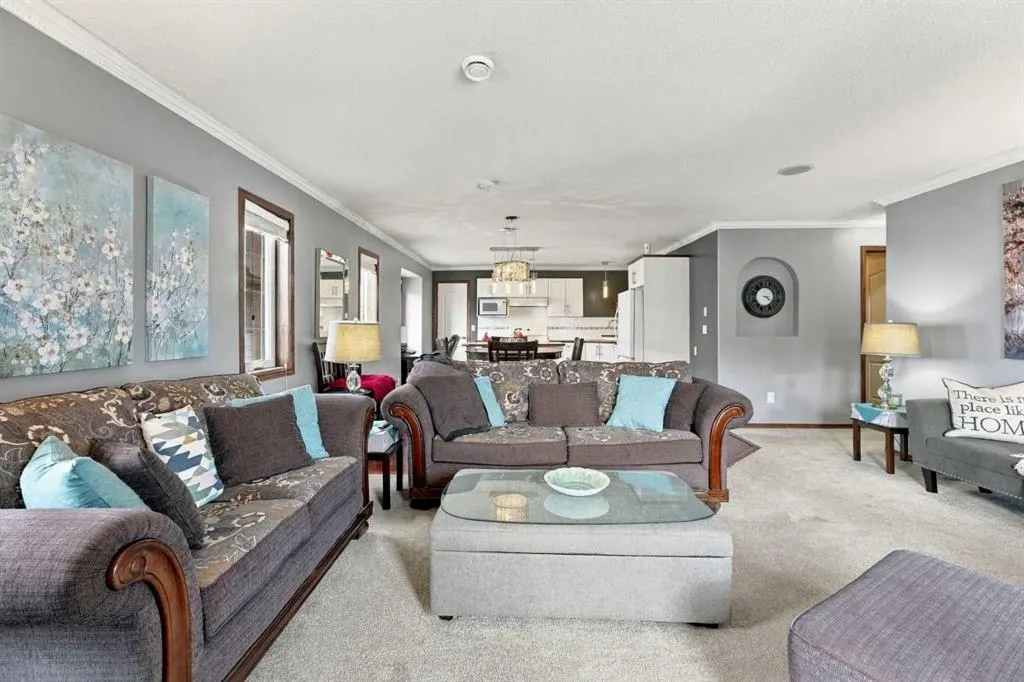 32 Daines Avenue #24E