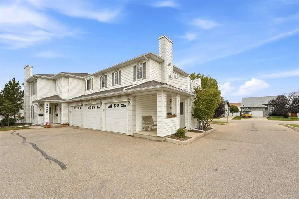 32 Daines Avenue #24E