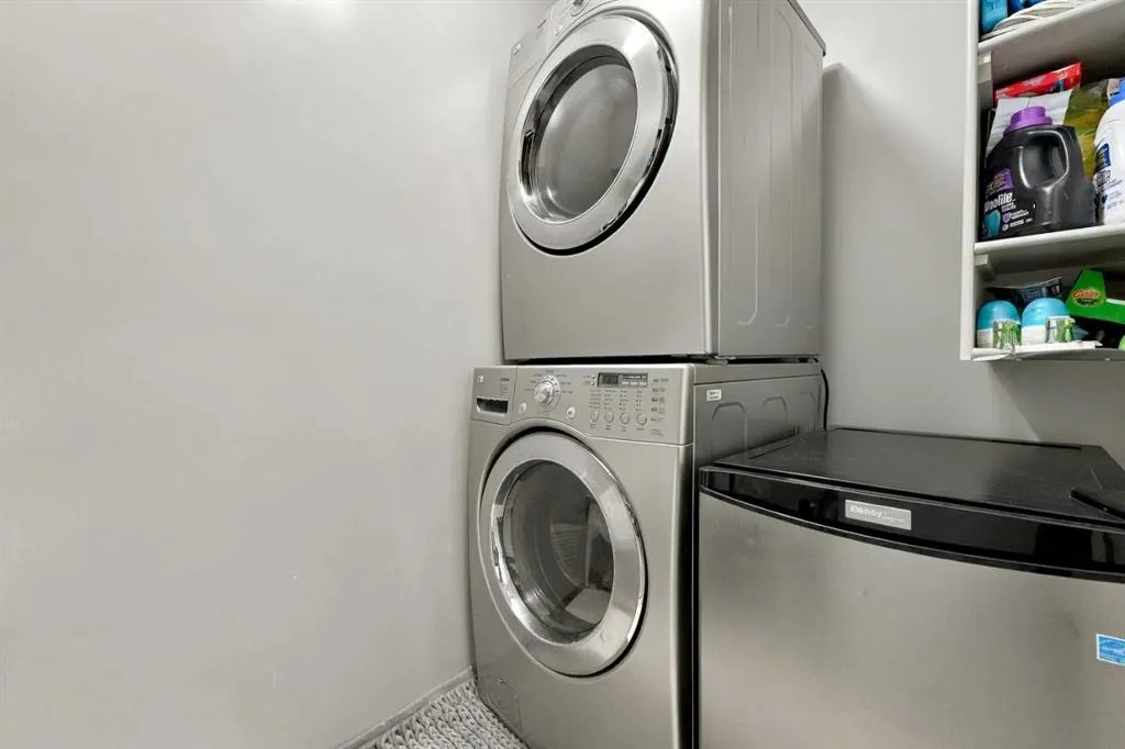 32 Daines Avenue #24E