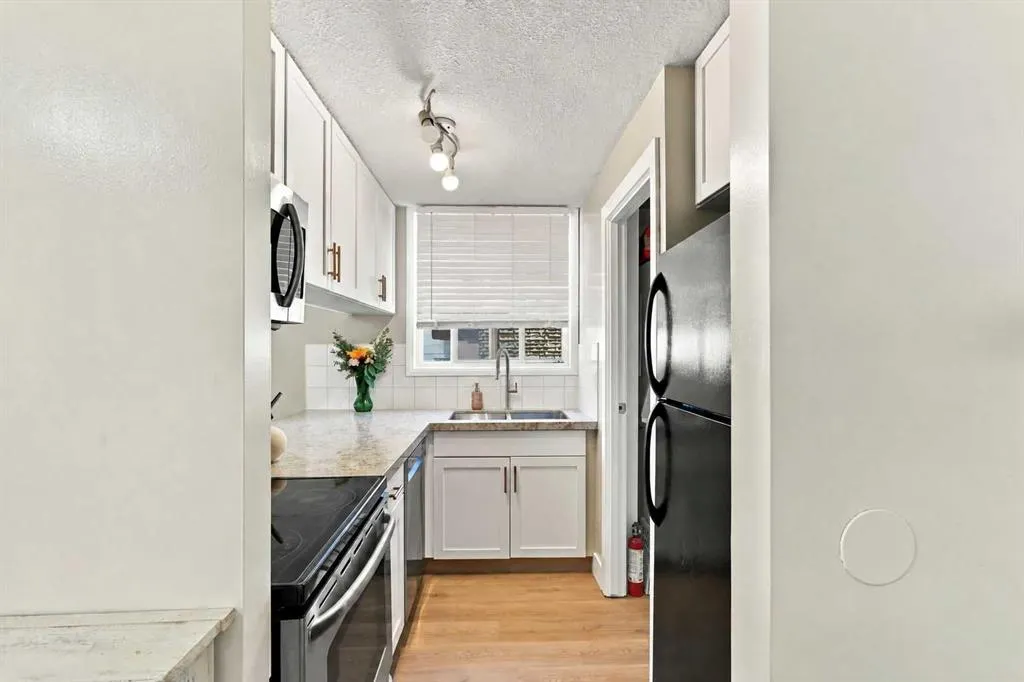 626 15 Avenue SW #301