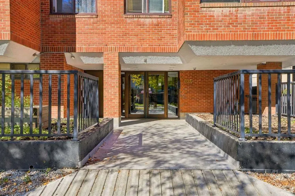 626 15 Avenue SW #301