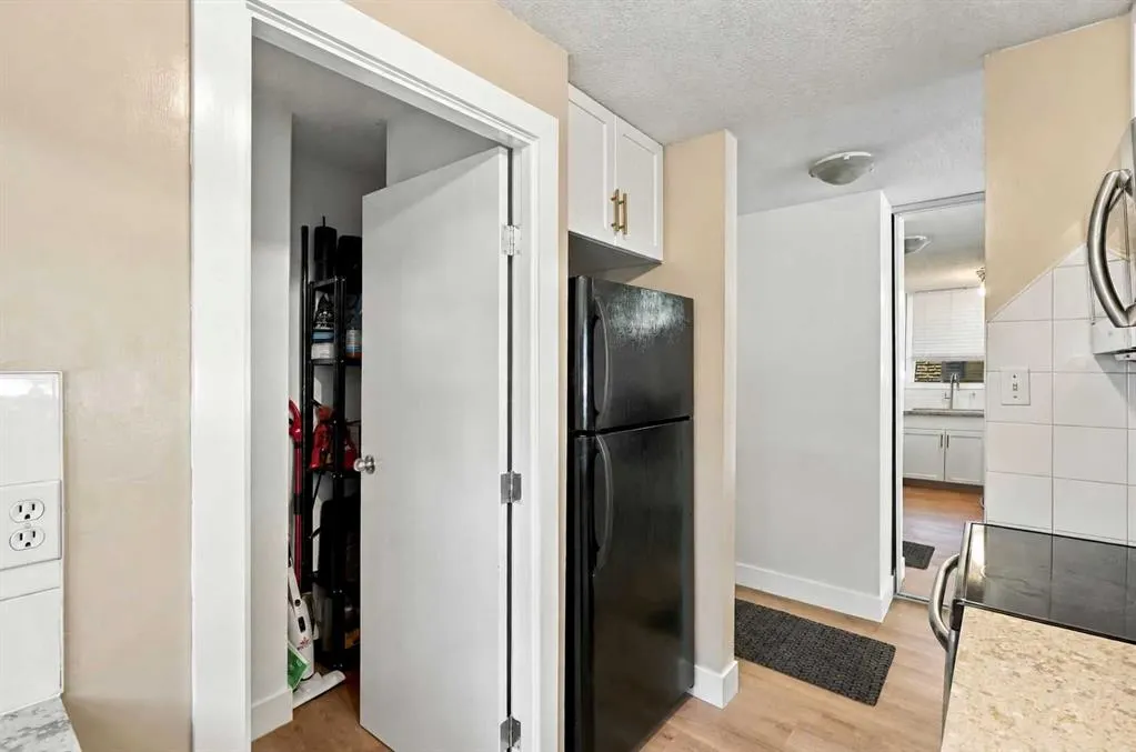 626 15 Avenue SW #301