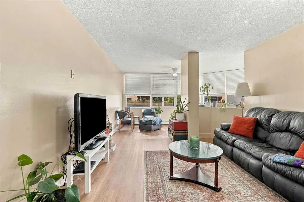 626 15 Avenue SW #301