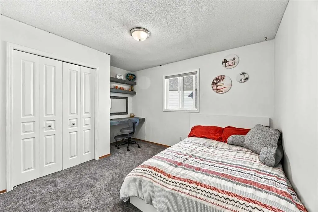 184 Cove Crescent
