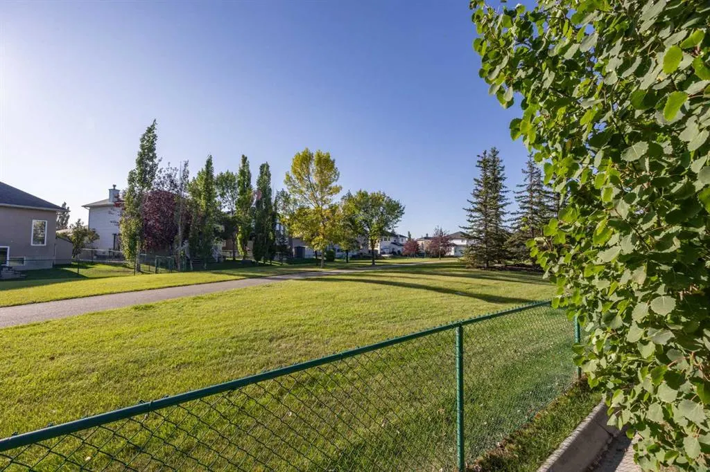 184 Cove Crescent