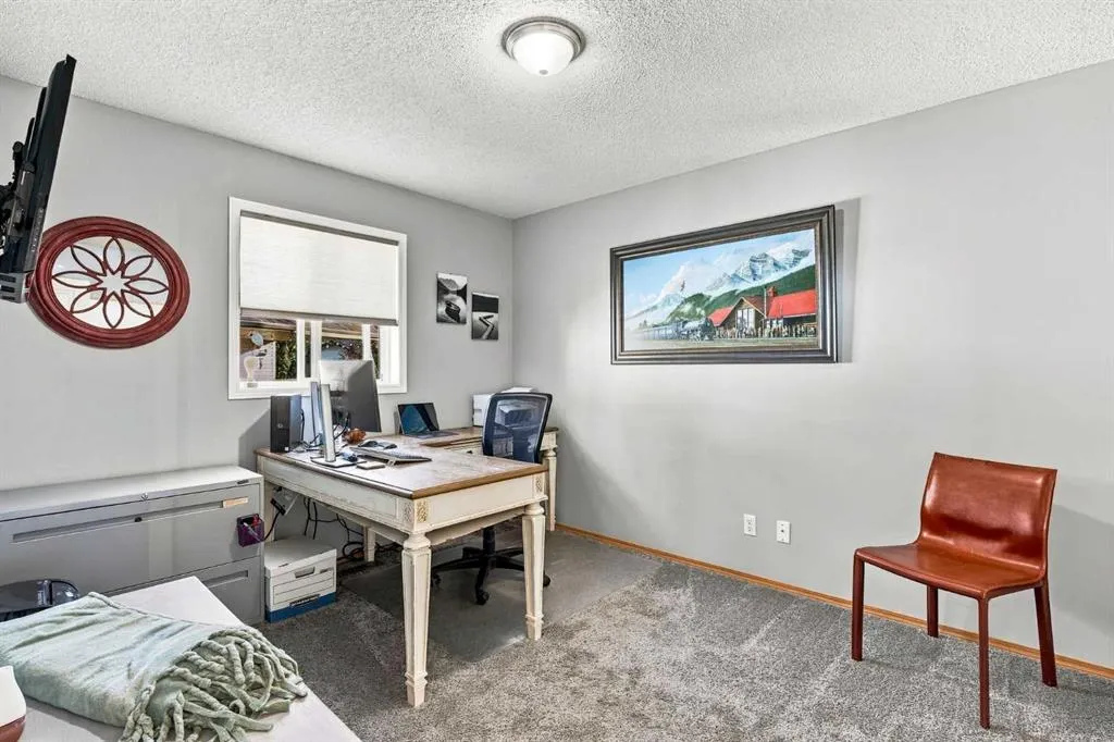 184 Cove Crescent