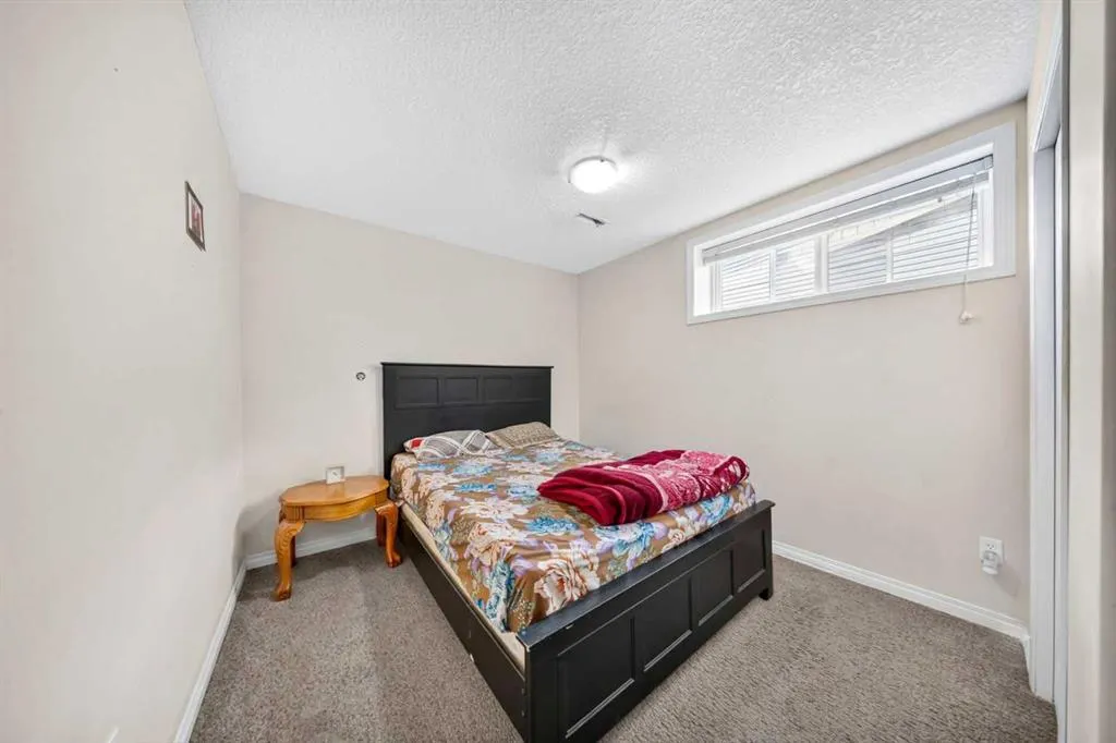 154 Saddleland Close NE