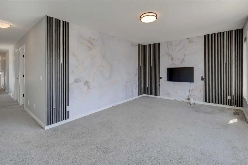 112 Emberside Place