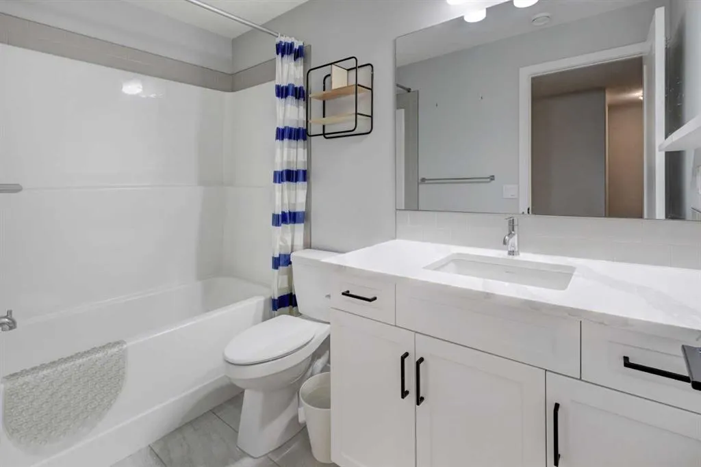 112 Emberside Place