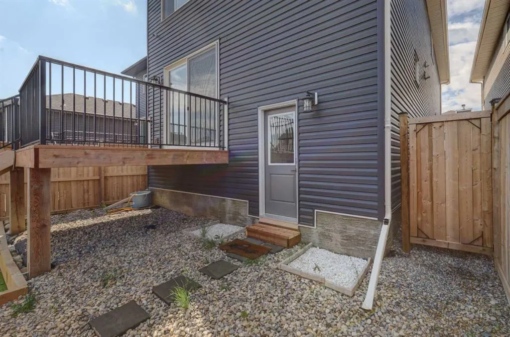 112 Emberside Place