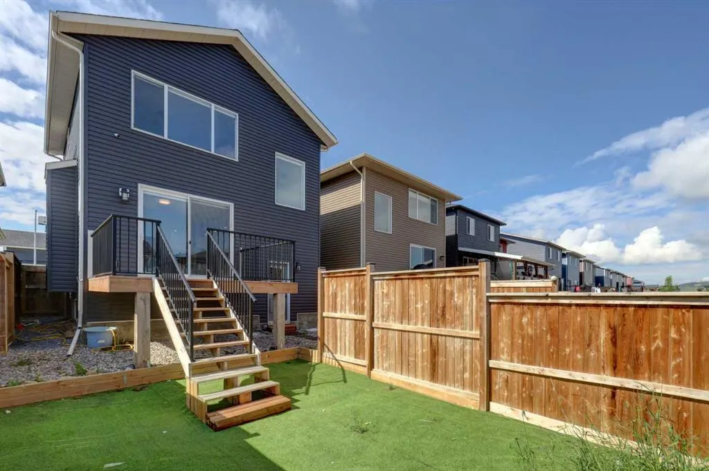 112 Emberside Place
