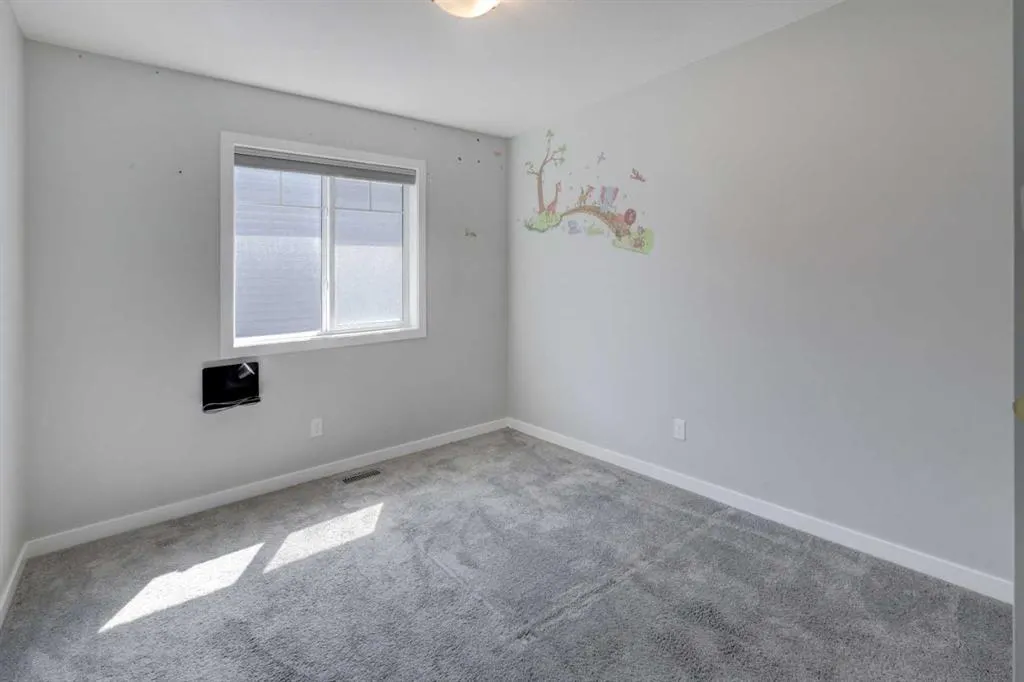 112 Emberside Place
