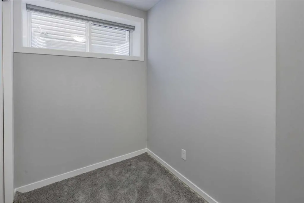 112 Emberside Place