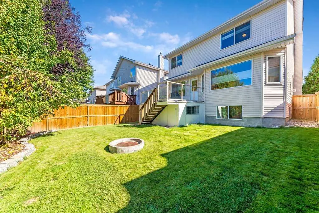 472 Douglas Glen Point SE