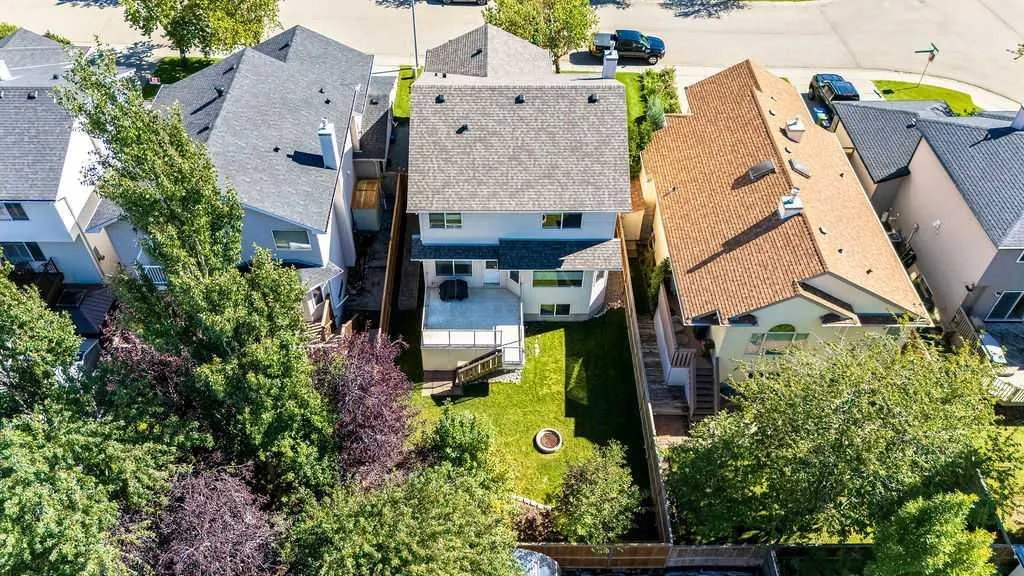 472 Douglas Glen Point SE