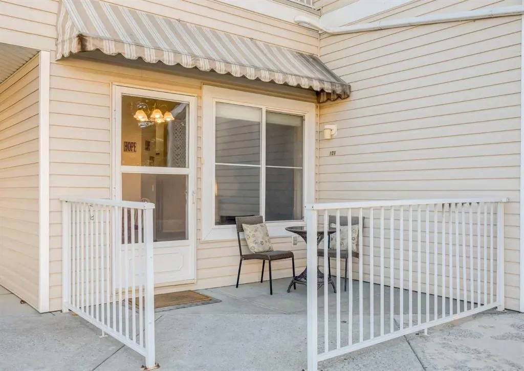 305 1 Avenue NW #101