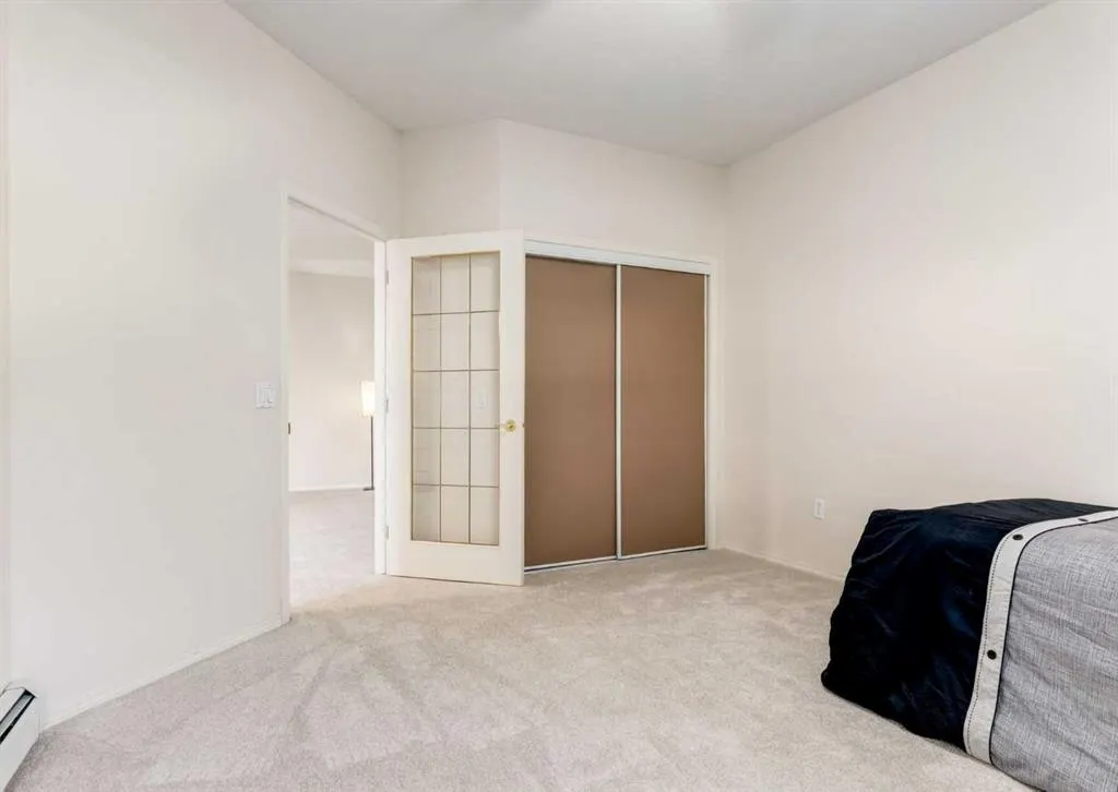 305 1 Avenue NW #101