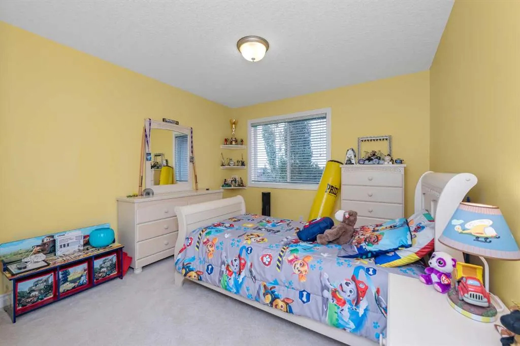 112 Cove Crescent