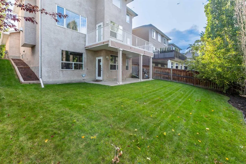 112 Cove Crescent