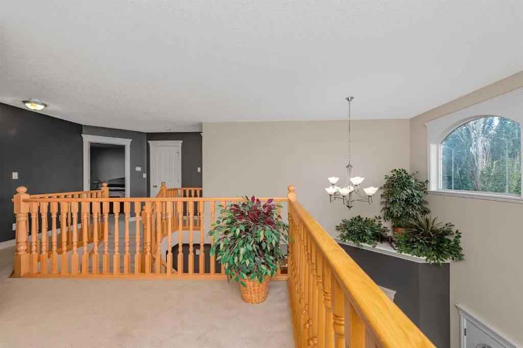 112 Cove Crescent