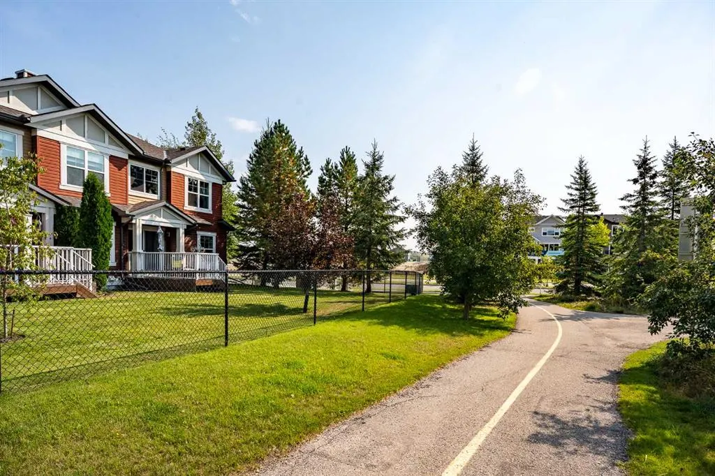3 Chaparral Valley Gardens SE