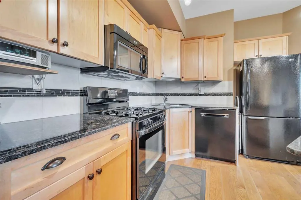 5040 53 Street #412