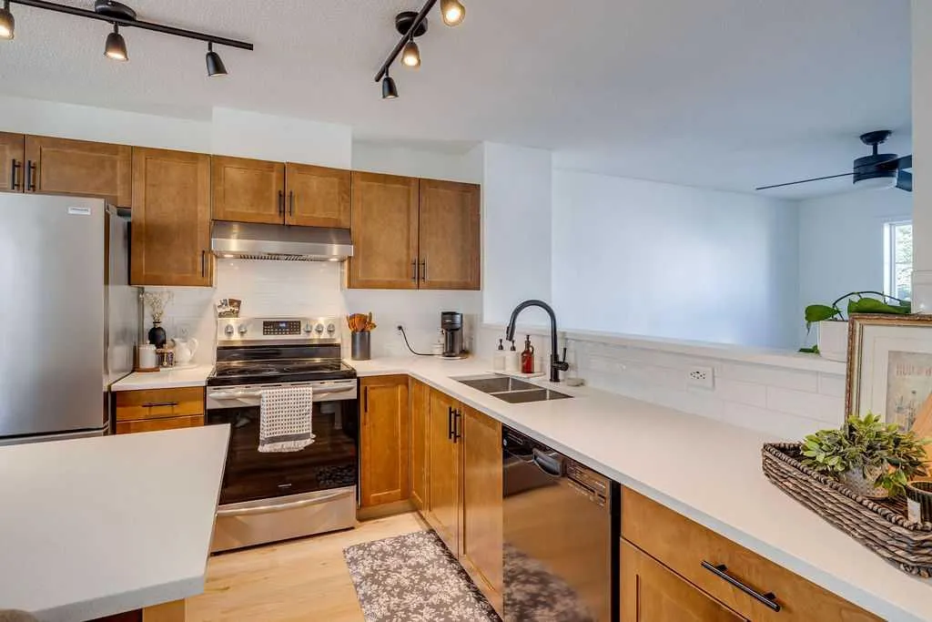 164 Elgin Gardens SE