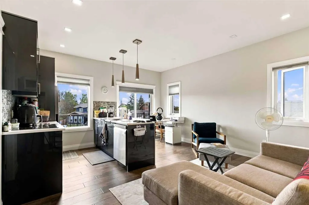 122 Clenell Bay
