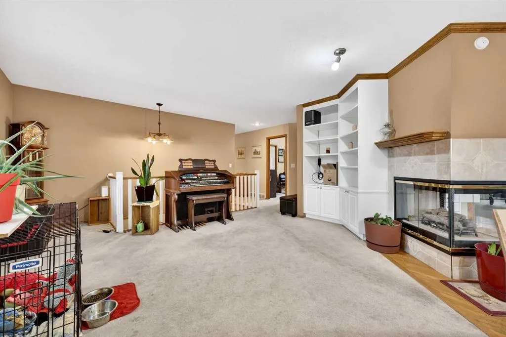 1124 Gleneagles Drive