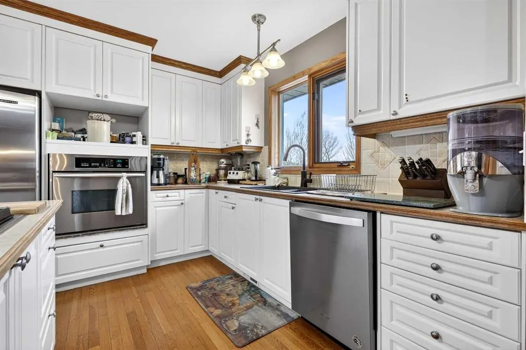 1124 Gleneagles Drive