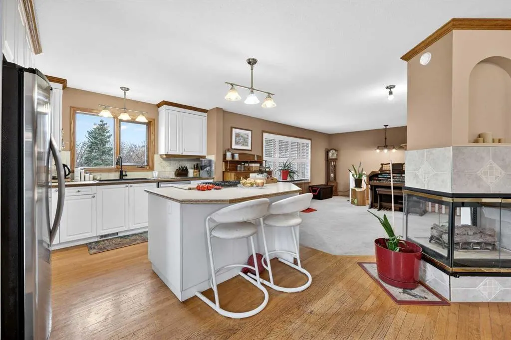1124 Gleneagles Drive