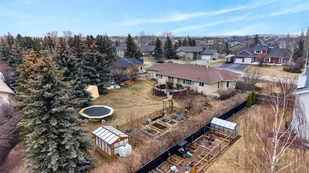 1124 Gleneagles Drive