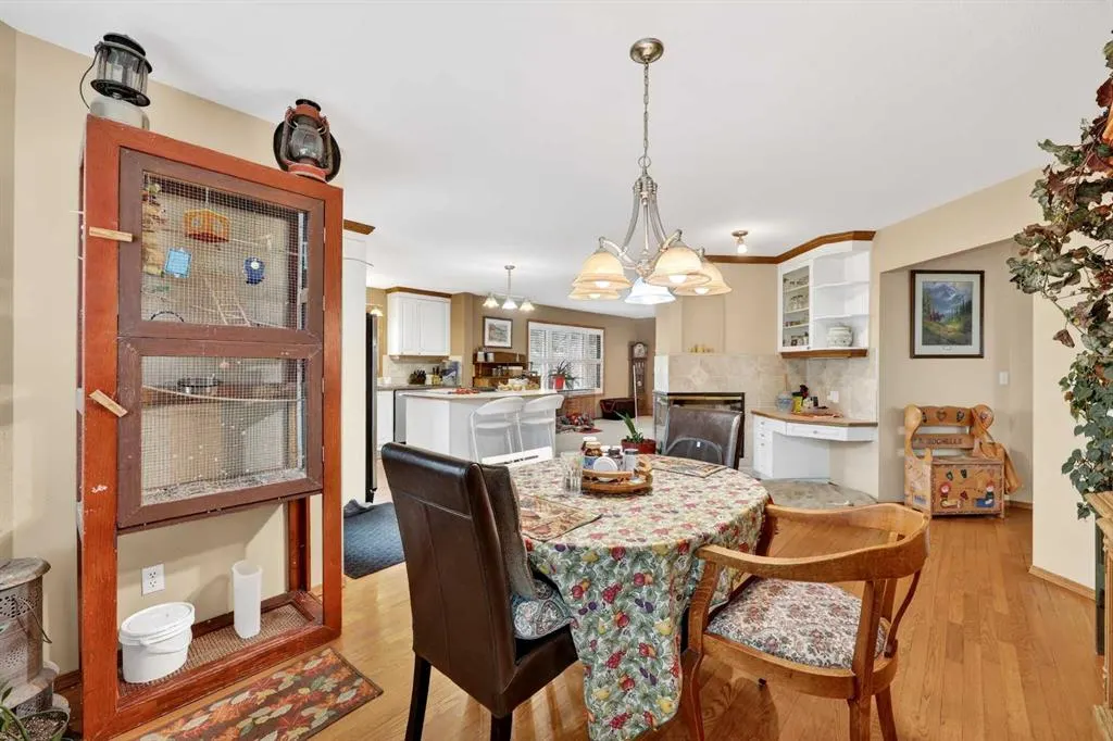 1124 Gleneagles Drive