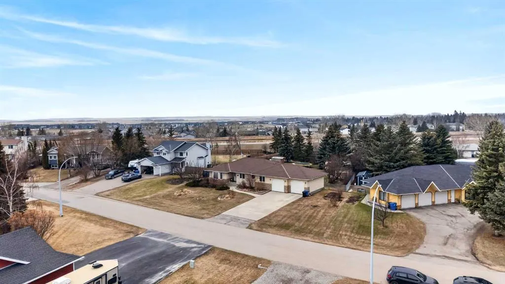 1124 Gleneagles Drive
