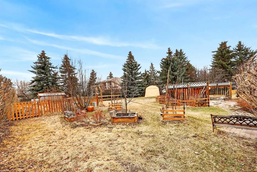1124 Gleneagles Drive