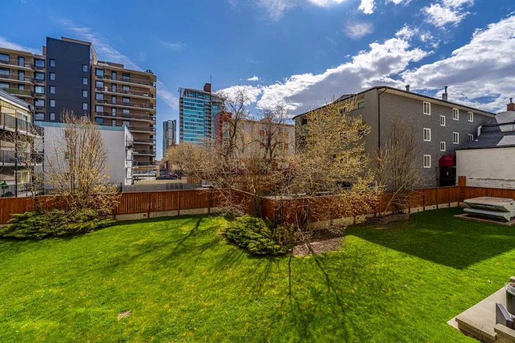 1410 2 Street SW #214