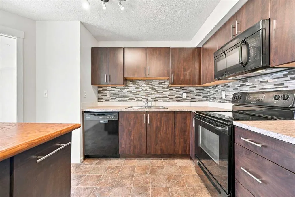 755 Copperpond Boulevard SE #1306