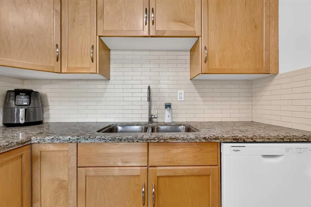 1123 13 Avenue SW #502