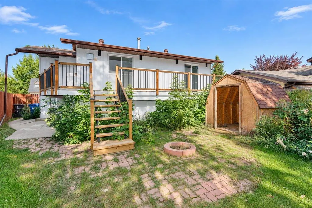 27 Gregson Crescent