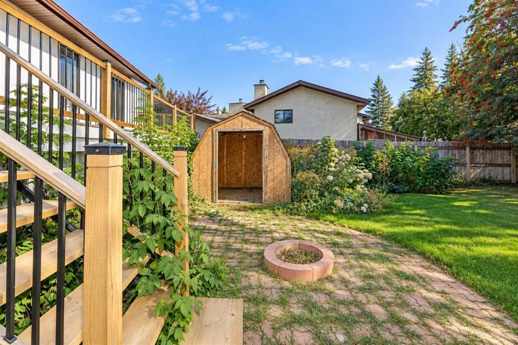 27 Gregson Crescent