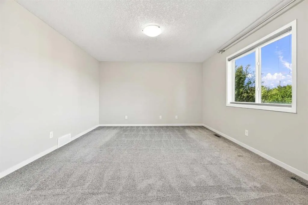 38 Drake Landing Drive