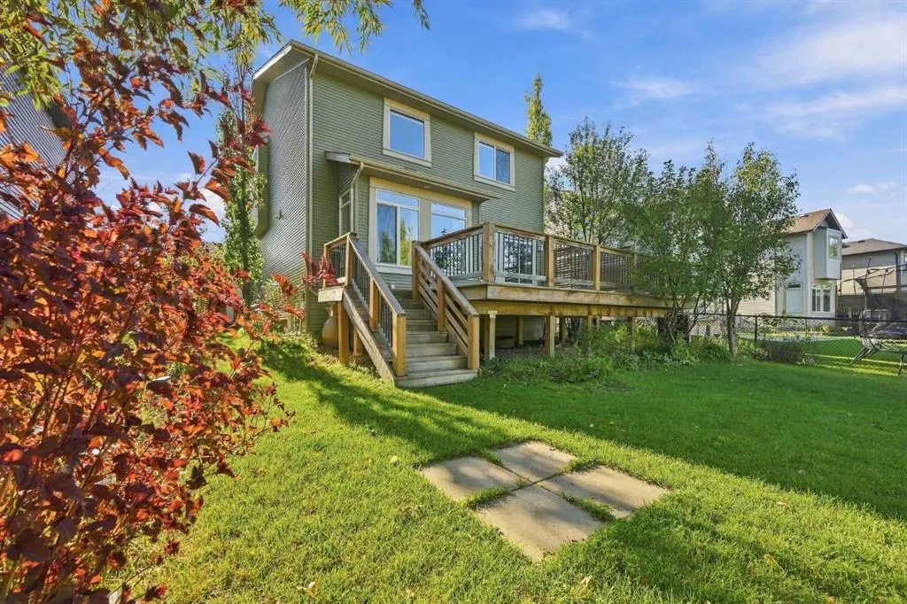 38 Drake Landing Drive