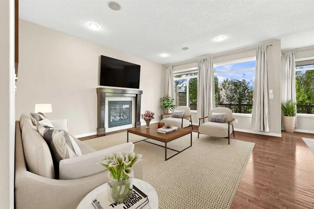38 Drake Landing Drive