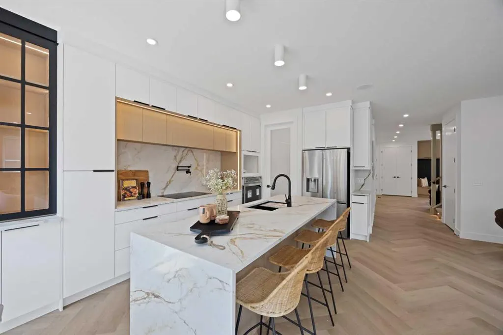 530 Waterford Rise